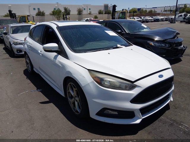 Ford FOCUS ST 2016 1FADP3L99GL212984 Image 13