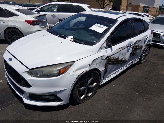 Ford FOCUS ST 2016 1FADP3L99GL212984 Image 14