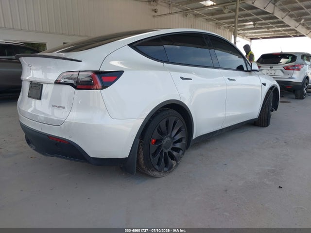 45601737 :رقم المزاد ، 7SAYGDEF9NF380762 vin ، 2022 Tesla Model Y Performance Dual Motor All-wheel Drive مزاد بيع