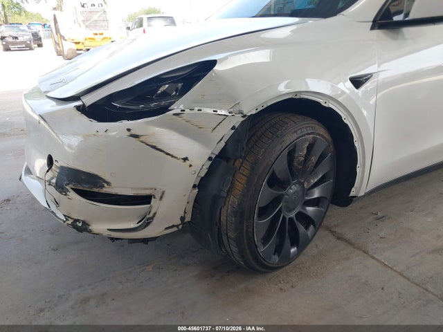 45601737 :رقم المزاد ، 7SAYGDEF9NF380762 vin ، 2022 Tesla Model Y Performance Dual Motor All-wheel Drive مزاد بيع