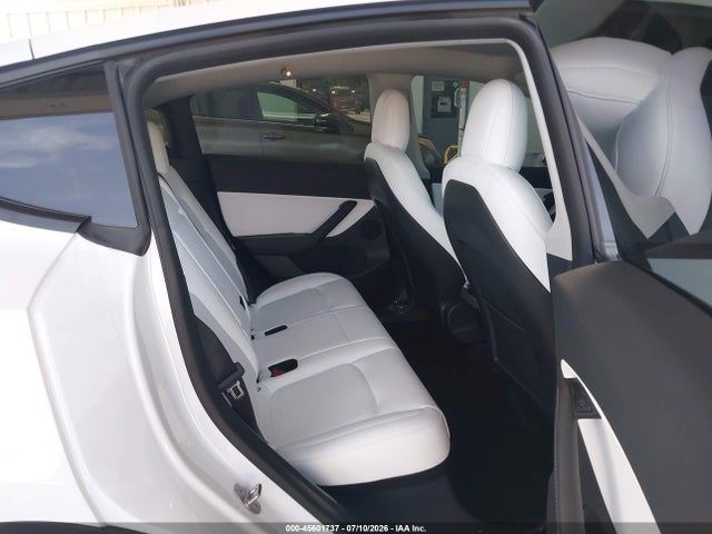 45601737 :رقم المزاد ، 7SAYGDEF9NF380762 vin ، 2022 Tesla Model Y Performance Dual Motor All-wheel Drive مزاد بيع