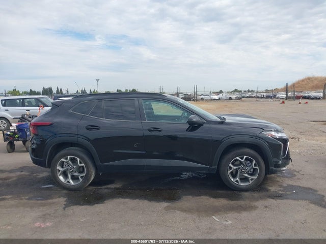 KL77LHEP7SC240462 Chevrolet Trax Fwd Lt