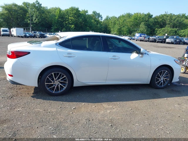 45601773 :رقم المزاد ، JTHBK1GG8G2229373 vin ، 2016 Lexus Es 350 مزاد بيع