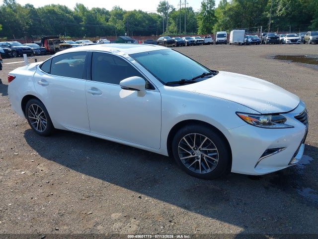 45601773 :رقم المزاد ، JTHBK1GG8G2229373 vin ، 2016 Lexus Es 350 مزاد بيع