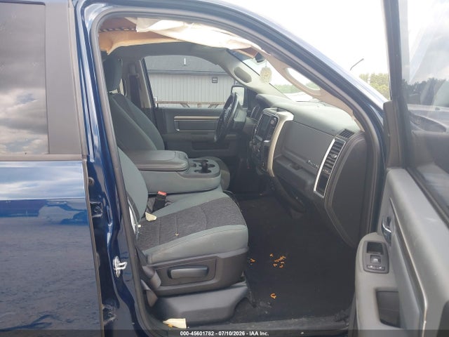 2019 Ram 1500 Classic Big Horn  4x4 6'4 Box მანქანა იყიდება აუქციონზე, vin: 1C6RR7TT9KS684105, აუქციონის ნომერი: 45601782