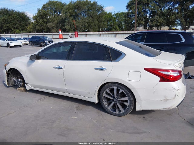 Продаж на аукціоні авто 2016 Nissan Altima 2.5 Sr, vin: 1N4AL3AP8GC169965, номер лоту: 45601801