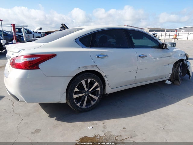 Продаж на аукціоні авто 2016 Nissan Altima 2.5 Sr, vin: 1N4AL3AP8GC169965, номер лоту: 45601801