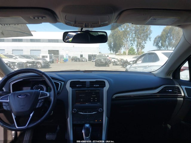 3FA6P0LU9FR105445 Ford Fusion Hybrid Se