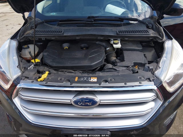 1FMCU9G94HUE33301 Ford ESCAPE SE