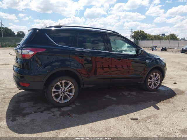 1FMCU9G94HUE33301 Ford ESCAPE SE