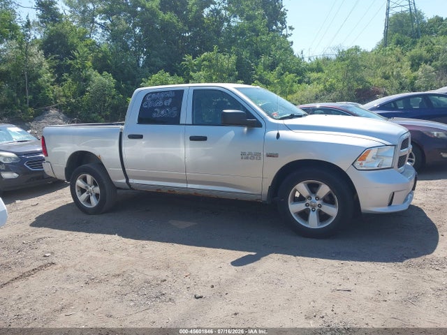 45601846 :رقم المزاد ، 3C6RR7KTXFG700424 vin ، 2015 Ram 1500 Express مزاد بيع