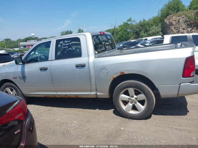 45601846 :رقم المزاد ، 3C6RR7KTXFG700424 vin ، 2015 Ram 1500 Express مزاد بيع