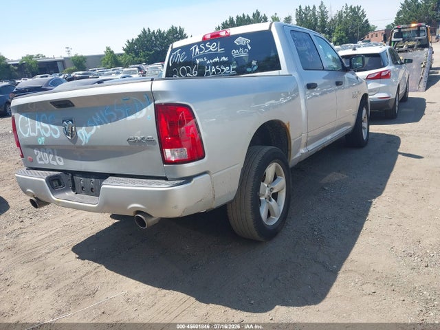 45601846 :رقم المزاد ، 3C6RR7KTXFG700424 vin ، 2015 Ram 1500 Express مزاد بيع
