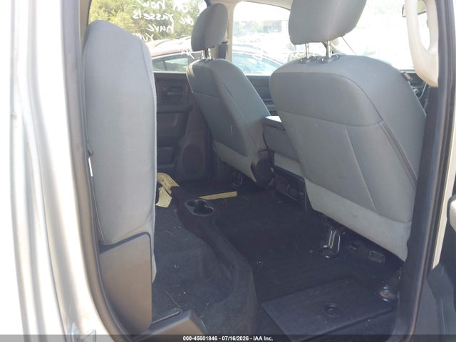 45601846 :رقم المزاد ، 3C6RR7KTXFG700424 vin ، 2015 Ram 1500 Express مزاد بيع