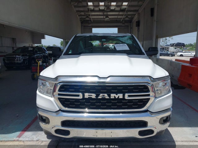 45601858 :رقم المزاد ، 1C6SRFFT6NN419250 vin ، 2022 Ram 1500 Big Horn  4x4 5'7 Box مزاد بيع