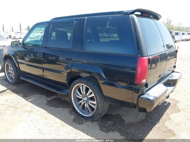 Продаж на аукціоні авто 2000 Cadillac Escalade Standard, vin: 1GYEK63R2YR221257, номер лоту: 45601876