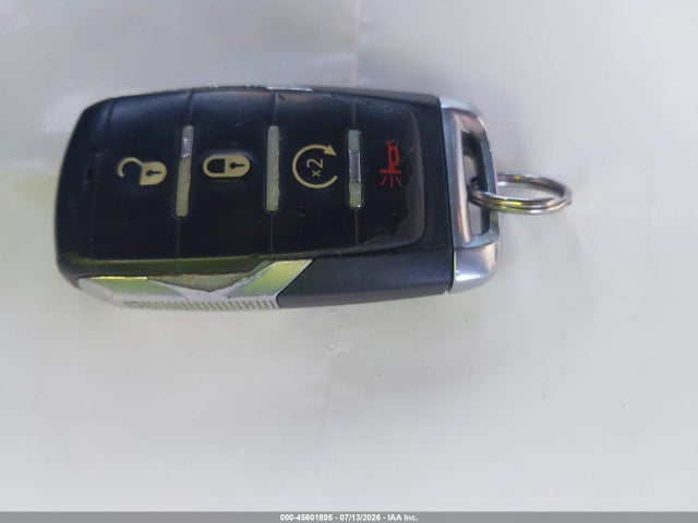 Продажа на аукционе авто 2021 Ram 1500, vin: 1C6SRFBT7MN688121, номер лота: 45601895