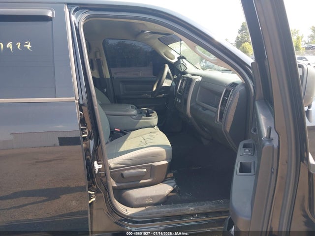 45601927 :رقم المزاد ، 1C6RR7FTXES215041 vin ، 2014 Ram 1500 Express مزاد بيع