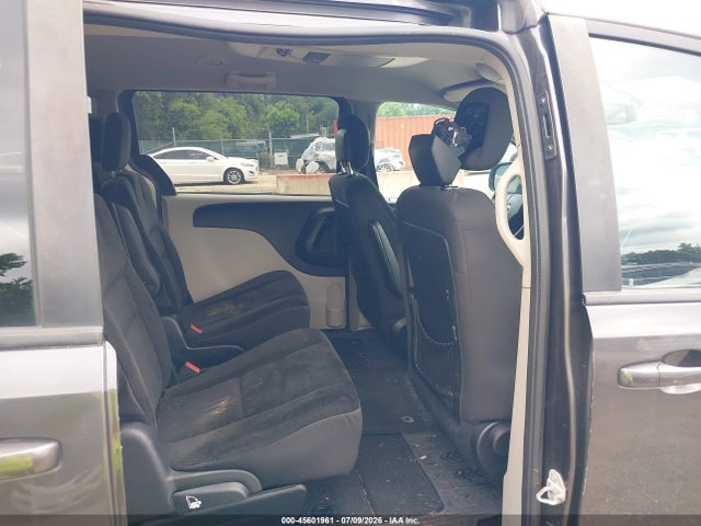 45601961 :رقم المزاد ، 2C4RDGBG3JR162923 vin ، 2018 Dodge Grand Caravan Se مزاد بيع