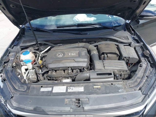 2016 Volkswagen Passat 1.8t R-line მანქანა იყიდება აუქციონზე, vin: 1VWAT7A34GC060723, აუქციონის ნომერი: 45601969