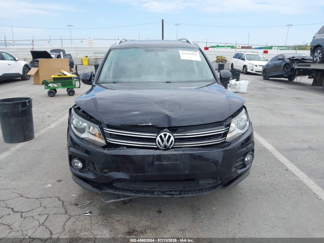 2013 Volkswagen Tiguan Se მანქანა იყიდება აუქციონზე, vin: WVGAV7AX3DW537177, აუქციონის ნომერი: 45602054