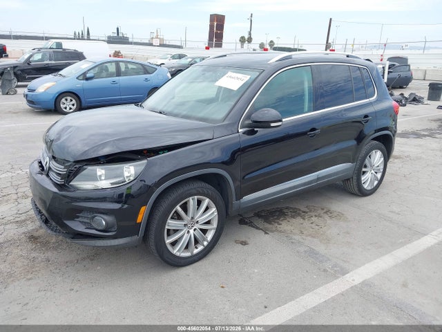 2013 Volkswagen Tiguan Se მანქანა იყიდება აუქციონზე, vin: WVGAV7AX3DW537177, აუქციონის ნომერი: 45602054