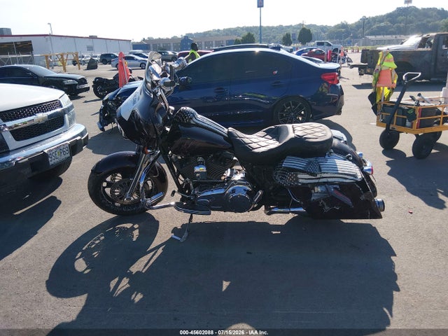 Продажа на аукционе авто 2010 Harley-davidson Flhx, vin: 1HD1KB416AB634656, номер лота: 45602088
