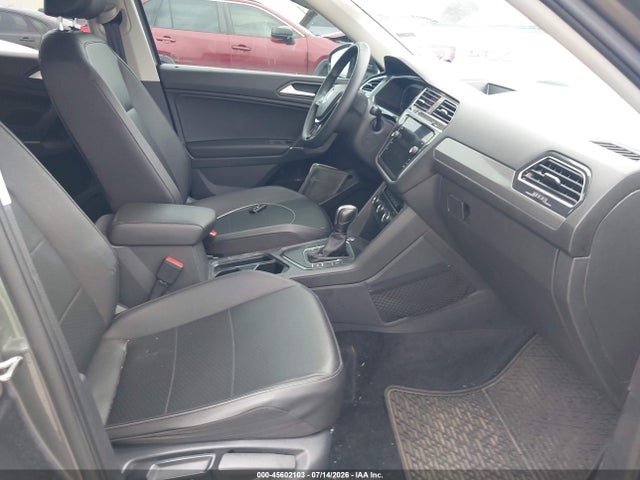 Продаж на аукціоні авто 2020 Volkswagen Tiguan 2.0t Se/2.0t Se R-line Black/2.0t Sel, vin: 3VV3B7AX6LM163265, номер лоту: 45602103