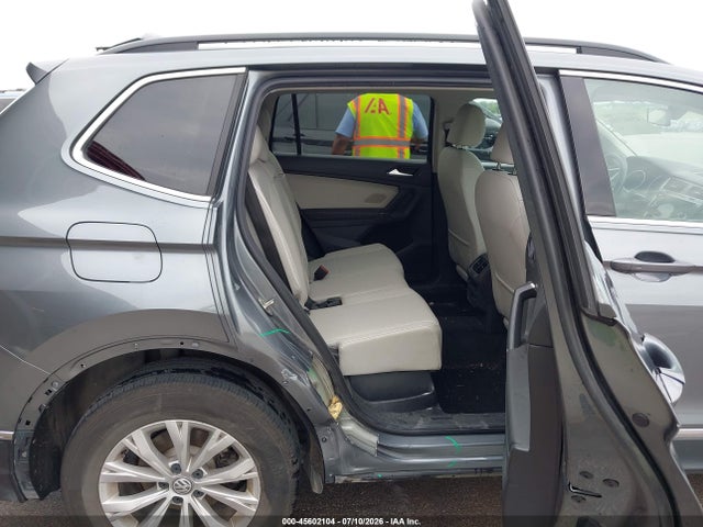 45602104 :رقم المزاد ، 3VV2B7AXXJM084500 vin ، 2018 Volkswagen Tiguan 2.0t Se/2.0t Sel مزاد بيع