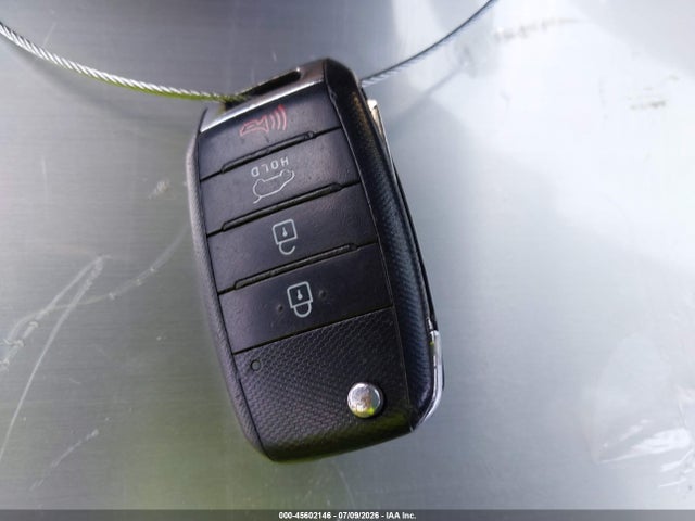 KNDJP3A50F7127245 KIA SOUL +