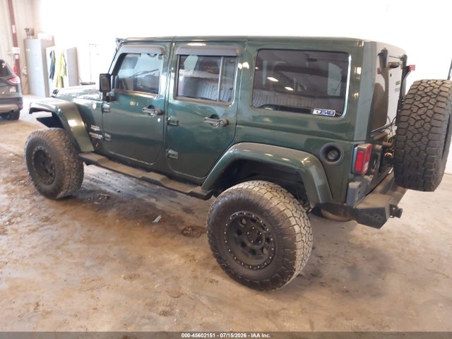 45602151 :رقم المزاد ، 1J4BA5H12BL576684 vin ، 2011 Jeep Wrangler Unlimited Sahara مزاد بيع