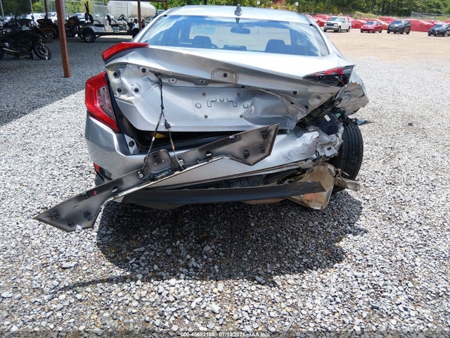 Продажа на аукционе авто 2018 Honda Civic Ex, vin: 19XFC2F71JE015116, номер лота: 45602160