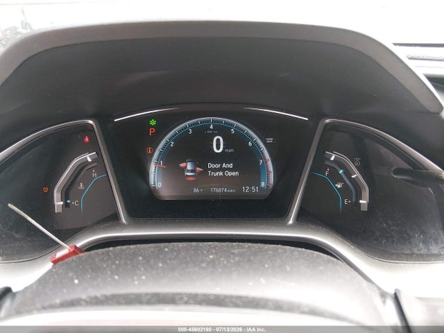 Продажа на аукционе авто 2018 Honda Civic Ex, vin: 19XFC2F71JE015116, номер лота: 45602160