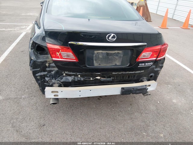 45602167 :رقم المزاد ، JTHBK1EG8B2428418 vin ، 2011 Lexus Es 350 مزاد بيع