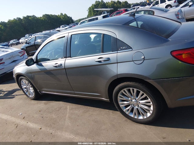 2012 Chrysler 200 Touring მანქანა იყიდება აუქციონზე, vin: 1C3CCBBG4CN288711, აუქციონის ნომერი: 45602188