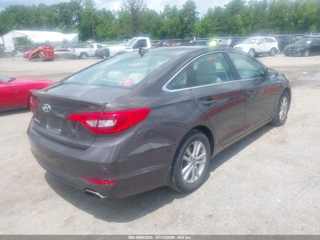 Hyundai SONATA SE 2017 5NPE24AF0HH510325 Image 4