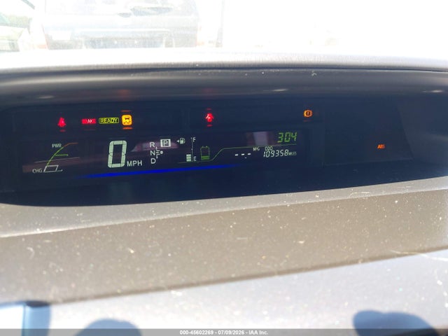 JTDZN3EU8EJ009956 Toyota Prius V Five
