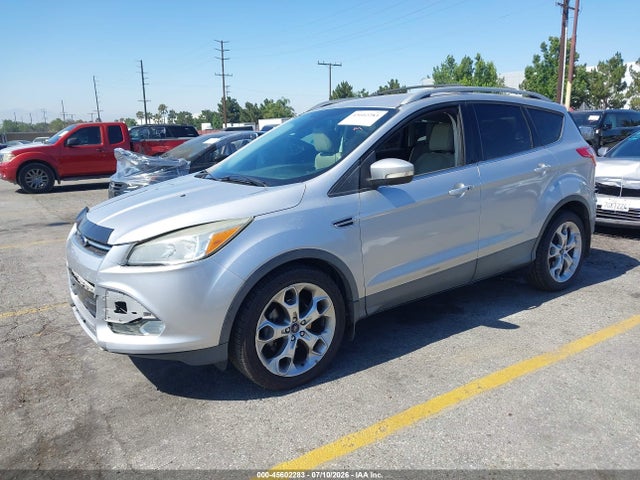 1FMCU0JX1EUA30181 Ford Escape Titanium
