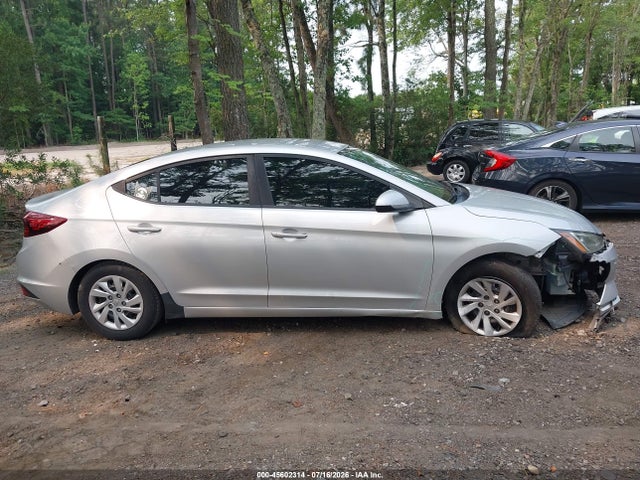 Продажа на аукционе авто 2019 Hyundai Elantra Se, vin: 5NPD74LF4KH464970, номер лота: 45602314