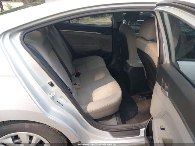 Продажа на аукционе авто 2019 Hyundai Elantra Se, vin: 5NPD74LF4KH464970, номер лота: 45602314