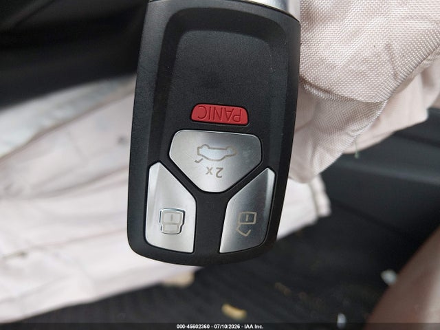Продажа на аукционе авто 2019 Audi A4 45 Premium, vin: WAUENAF48KA055748, номер лота: 45602360