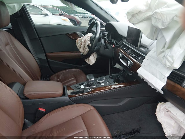 Продажа на аукционе авто 2019 Audi A4 45 Premium, vin: WAUENAF48KA055748, номер лота: 45602360