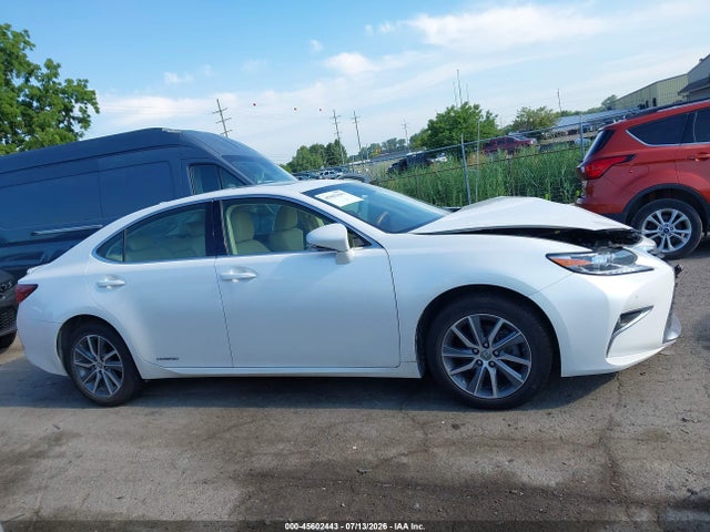 Продажа на аукционе авто 2018 Lexus Es 300h, vin: JTHBW1GG1J2189634, номер лота: 45602443