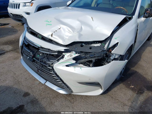 Продажа на аукционе авто 2018 Lexus Es 300h, vin: JTHBW1GG1J2189634, номер лота: 45602443
