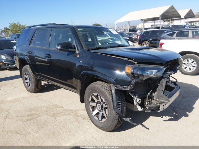 Toyota 4runner Trd Off Road Premium 2023 JTERU5JRXP6146737 Image 1