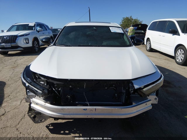 1HGCY2F52SA045962 Honda Accord Hybrid Sport