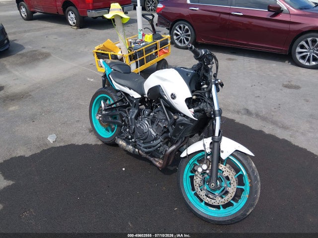 2022 Yamaha Mt07 მანქანა იყიდება აუქციონზე, vin: JYARM32E5NA005164, აუქციონის ნომერი: 45602555