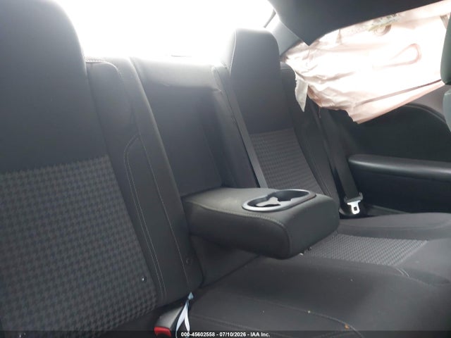 Dodge Challenger Sxt 2015 2C3CDZAGXFH737510 Image 8