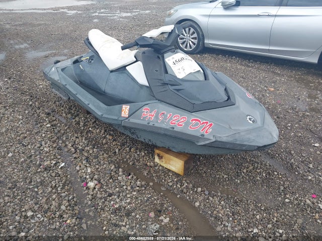 45602589 :رقم المزاد ، CA-YDV41414A515 vin ، 2015 Seadoo Spark مزاد بيع