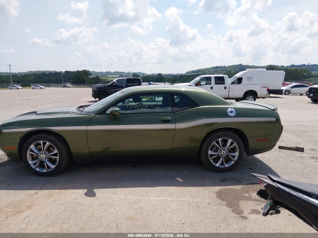 Продаж на аукціоні авто 2021 Dodge Challenger Sxt Awd, vin: 2C3CDZGGXMH552748, номер лоту: 45602640